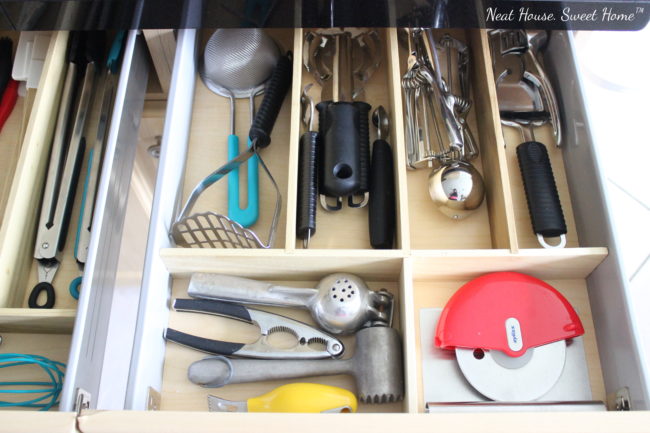 I made these DIY drawer dividers for my kitchen utensils in a day. It was a very easy, quick and affordable project that you too can do it yourself.