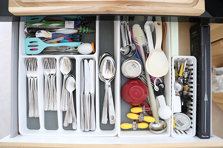 silverware drawer organization before
